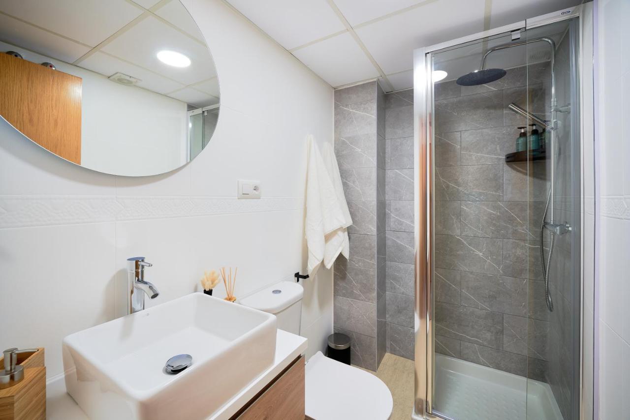 Charming And Bright Flat In The Heart Of Malaga Málaga Exterior foto